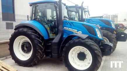 Tracteur agricole New Holland T5.120 EC - 3