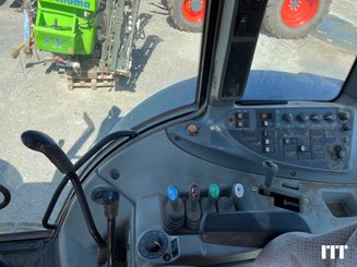 Tracteur agricole Valtra N121 - 7